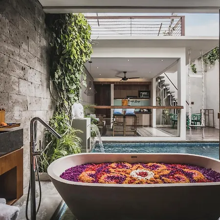 Ayona Villa Seminyak By Ini Vie Hospitality-3