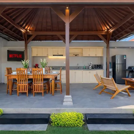 AmaLuna II Villa in Seminyak-2