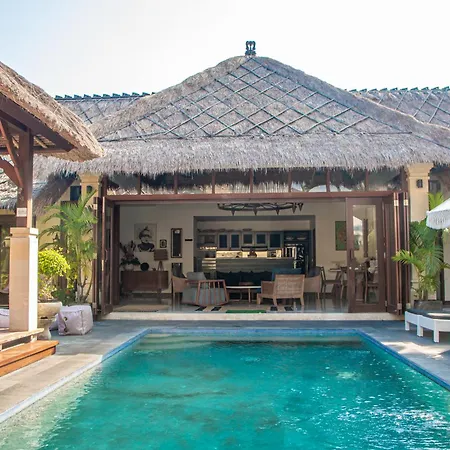 Beautiful Villa Indah-3