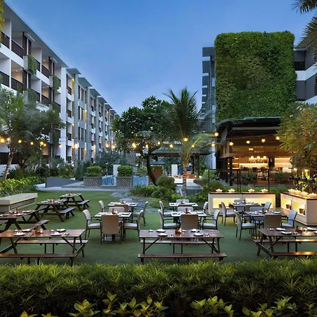 Courtyard By Marriott Bali Seminyak Resort-2
