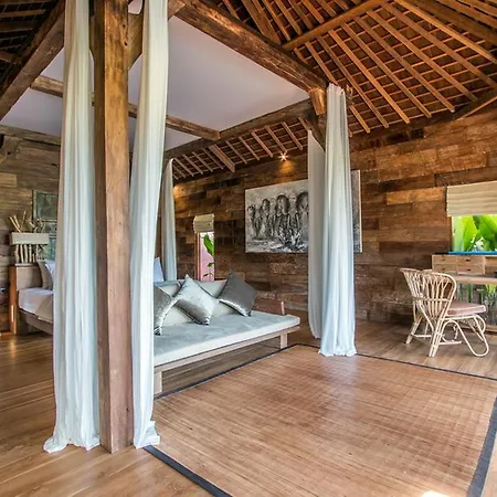 Marika Sawah Villa-3