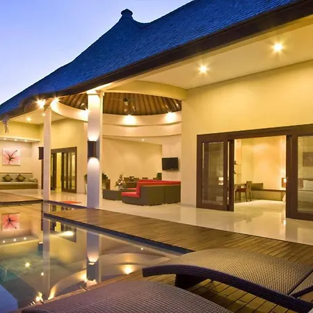 Oval Villa Bali-2