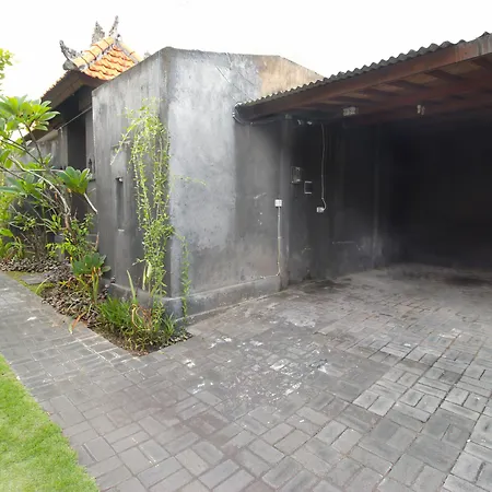 Transera Kirana Villas Seminyak-2