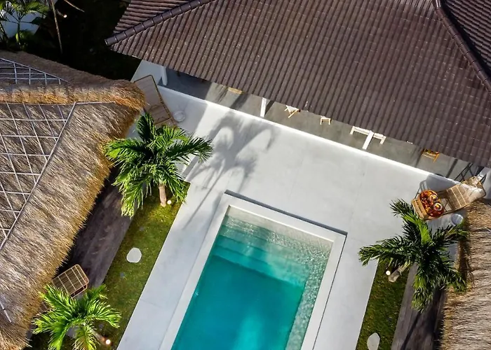 Villa Surga Blue By Alfred In Bali Seminyak