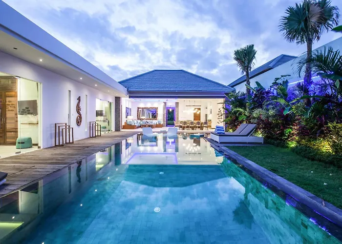 Huisdiervriedelijke 5Br Designer Villa, Walk To Beach, Luxury Leisure Seminyak