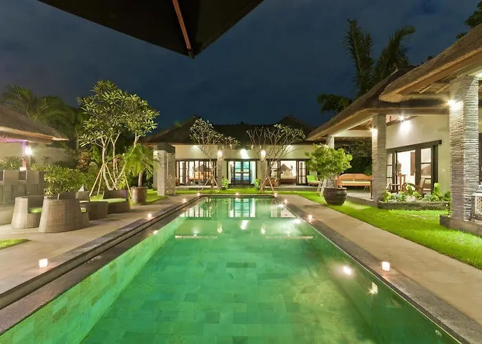 Villa Mahkota Seminyak