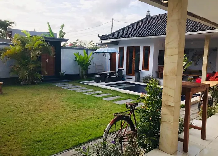 Villa Pintu Biru Seminyak